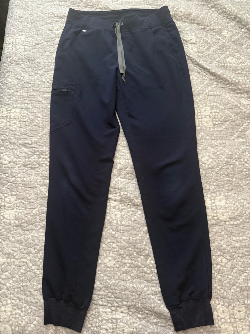 🦄Figs Women’s Navy Jogger Scrub Pants